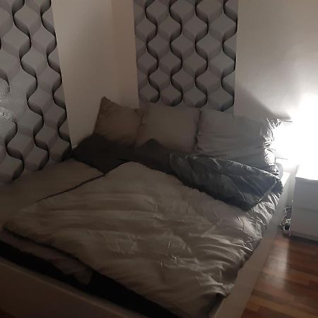 Prague Apartment In Most Near Golf Club, Aqua-Hipo-Autodrom In Мост Екстер'єр фото