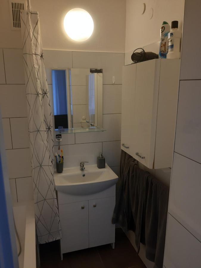 Prague Apartment In Most Near Golf Club, Aqua-Hipo-Autodrom In Мост Екстер'єр фото