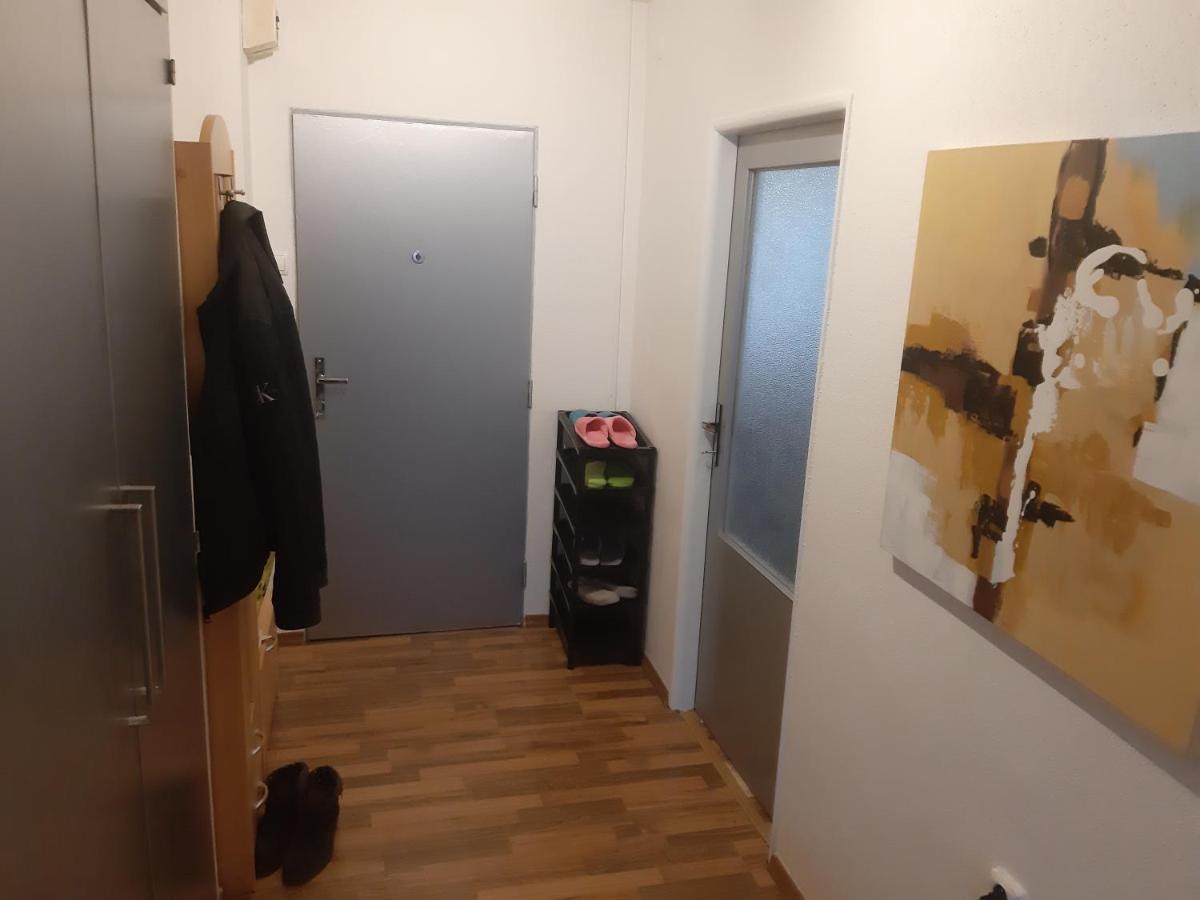 Prague Apartment In Most Near Golf Club, Aqua-Hipo-Autodrom In Мост Екстер'єр фото